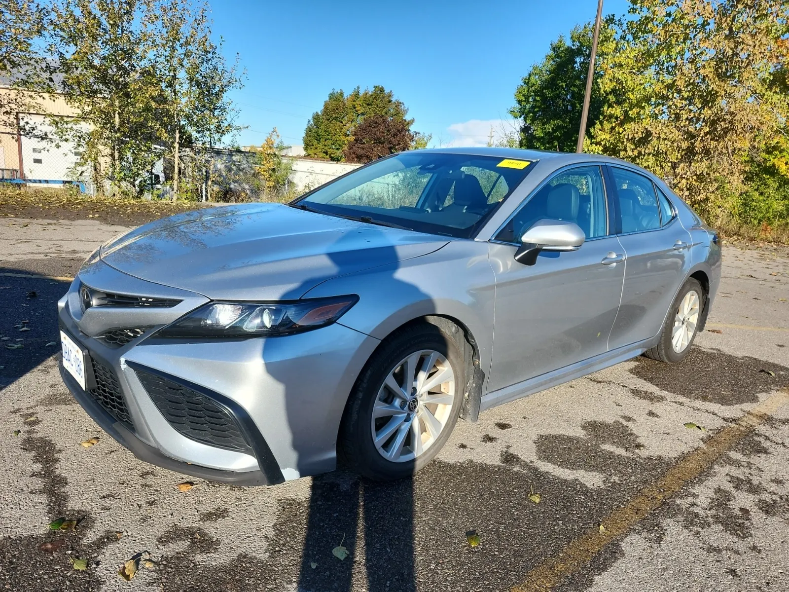 Front driver 3/4 photo