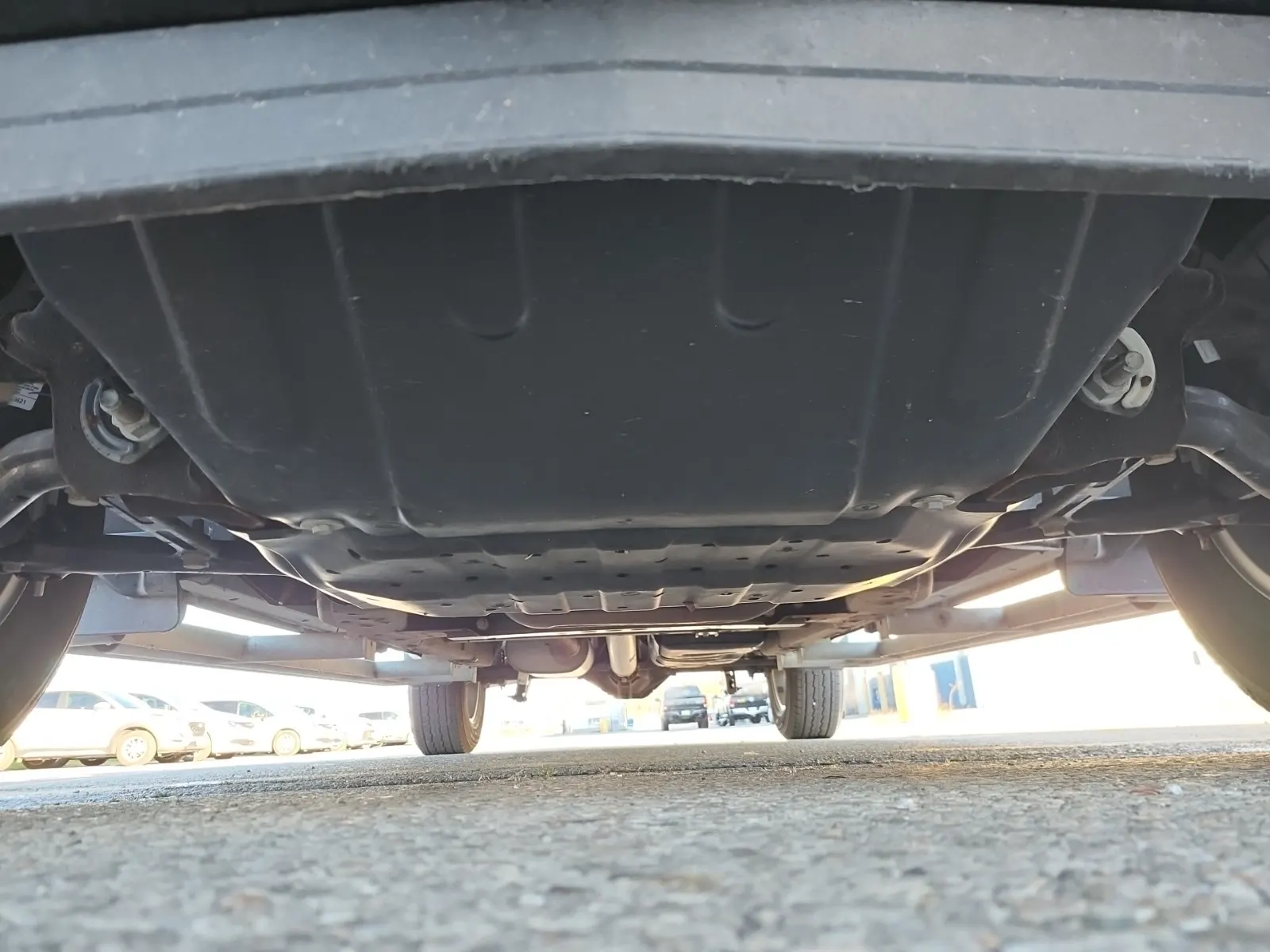 Undercarriage - Front Photo