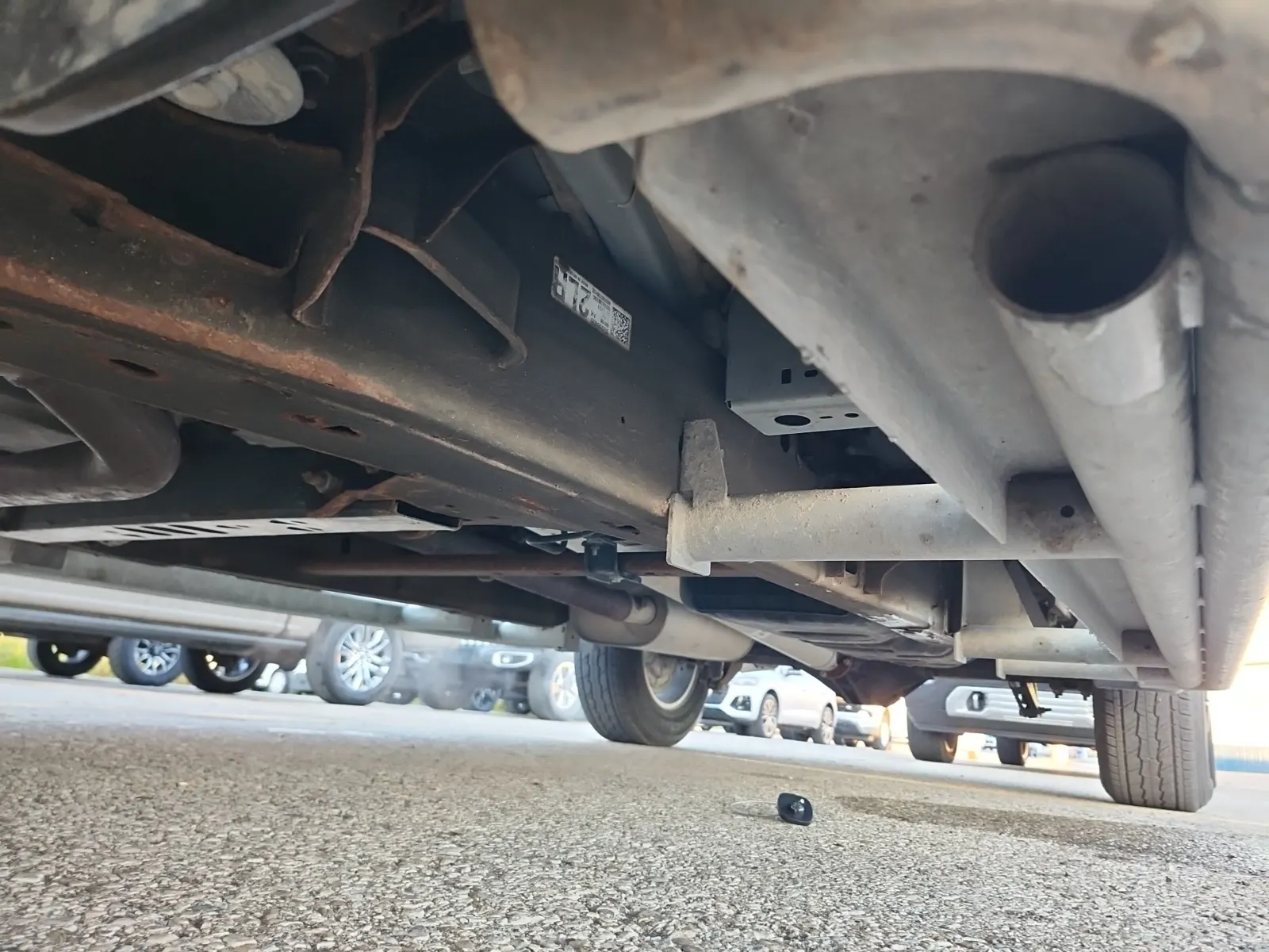 Undercarriage - Driver Photo