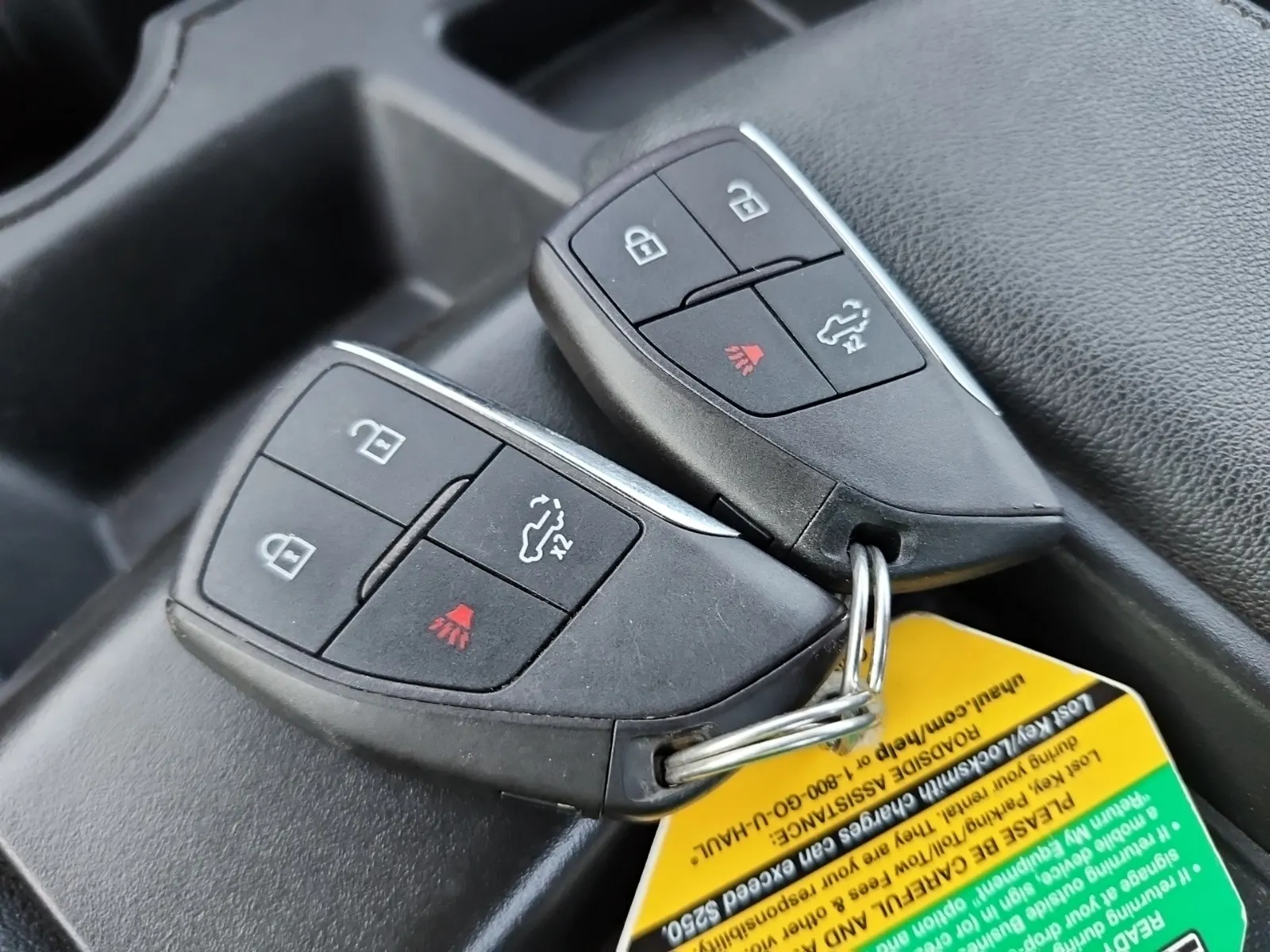 Keys/Fobs/Manual Photo