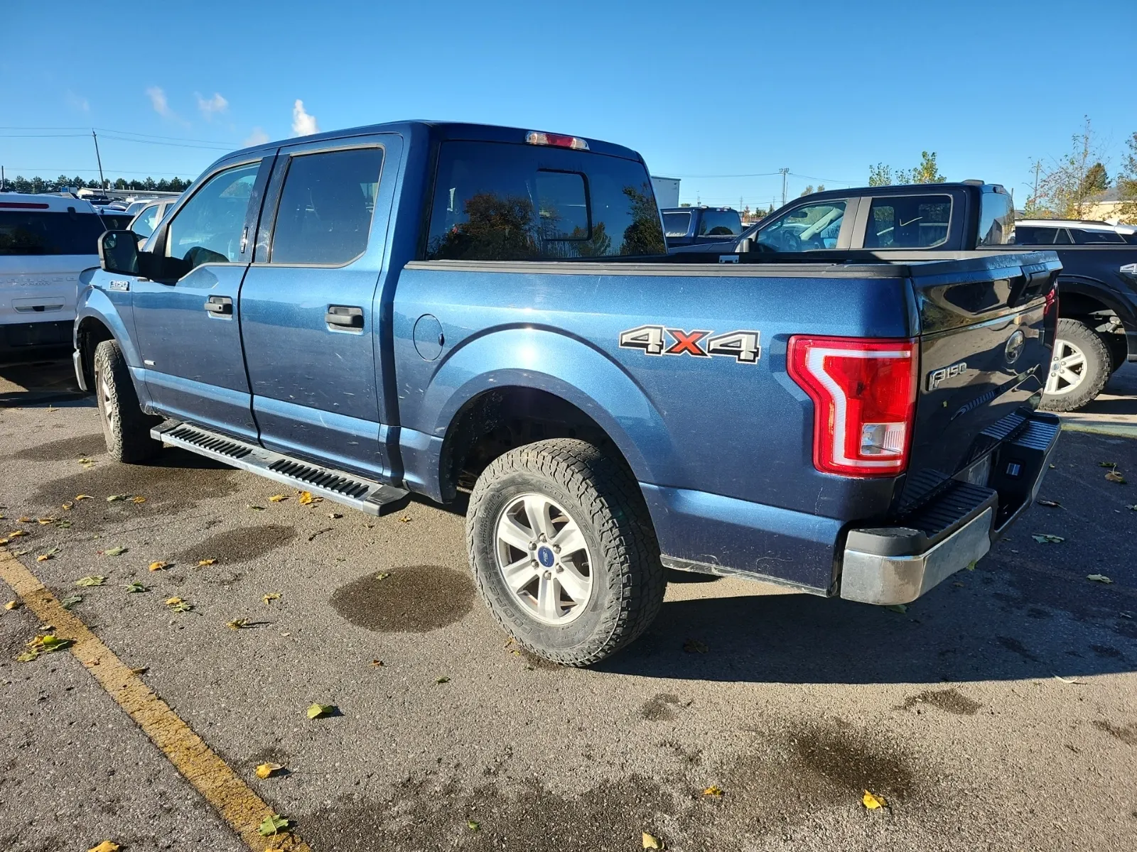 Driver Rear 3/4 Photo