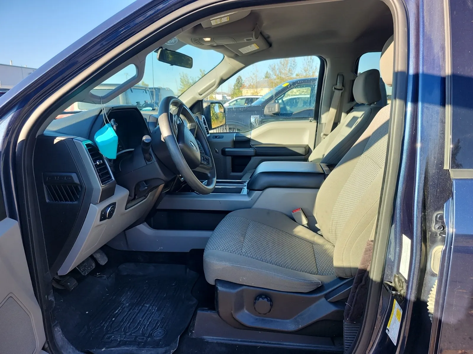 Front Interior Photo
