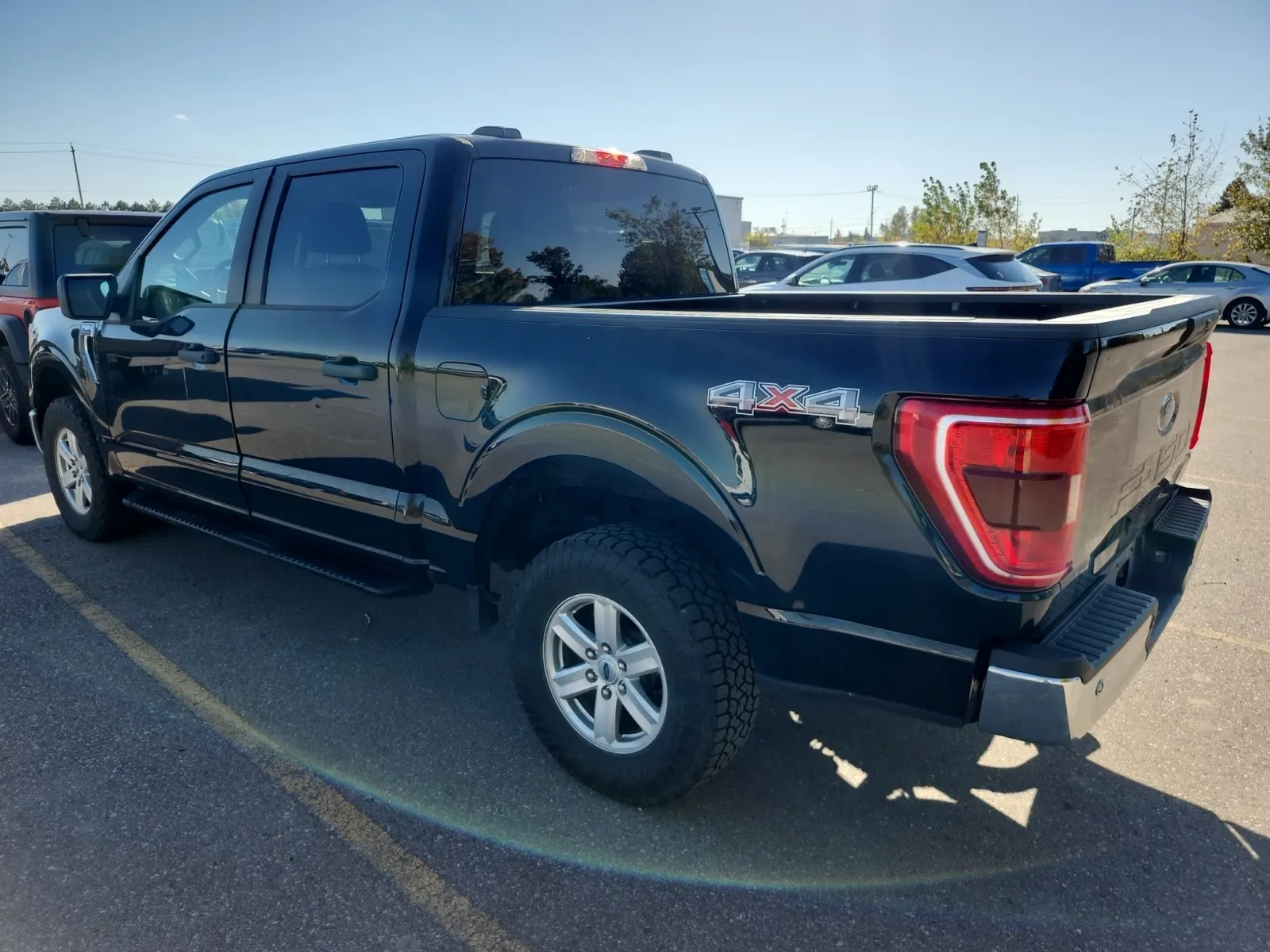 Driver Rear 3/4 Photo