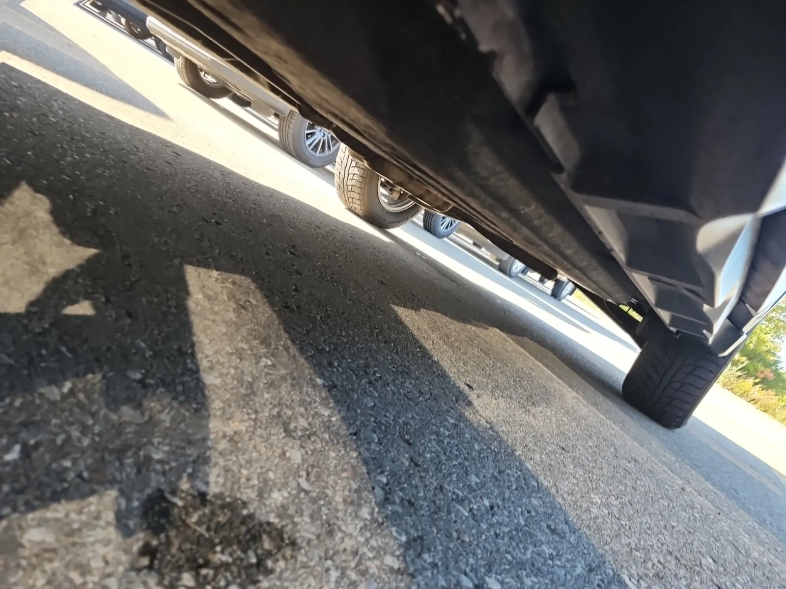 Undercarriage - Driver Photo