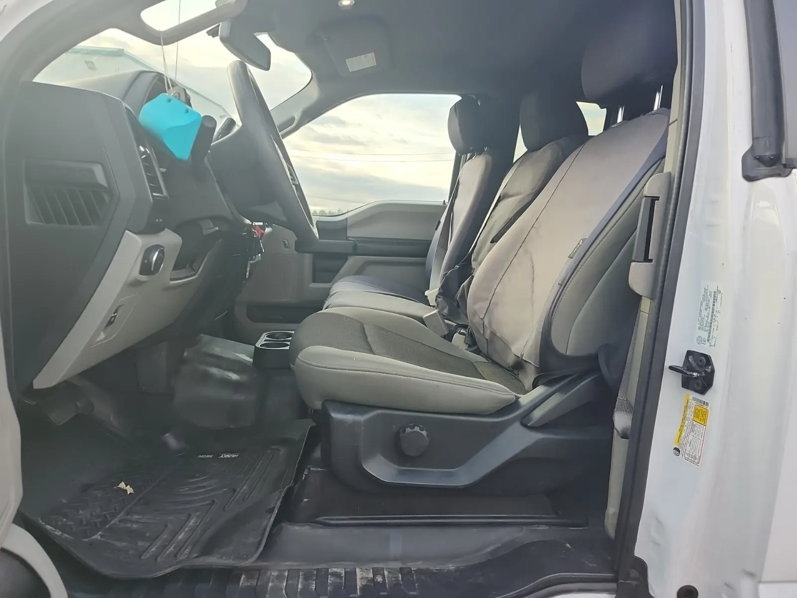 Front Interior Photo
