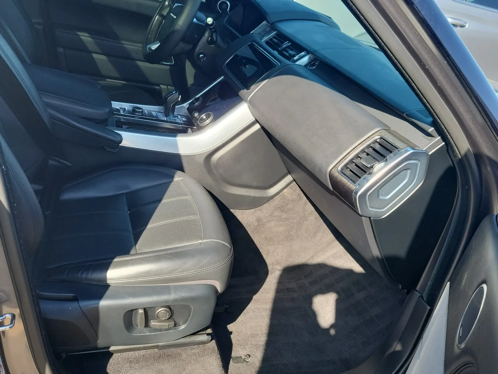 Right Side Interior Photo