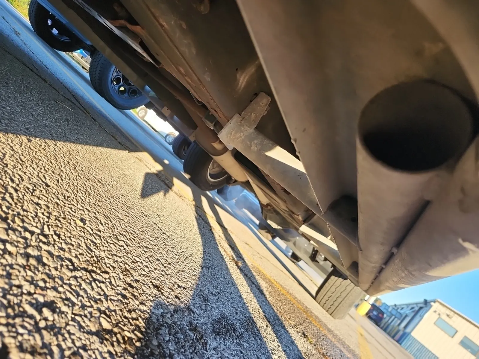 Undercarriage - Driver Photo