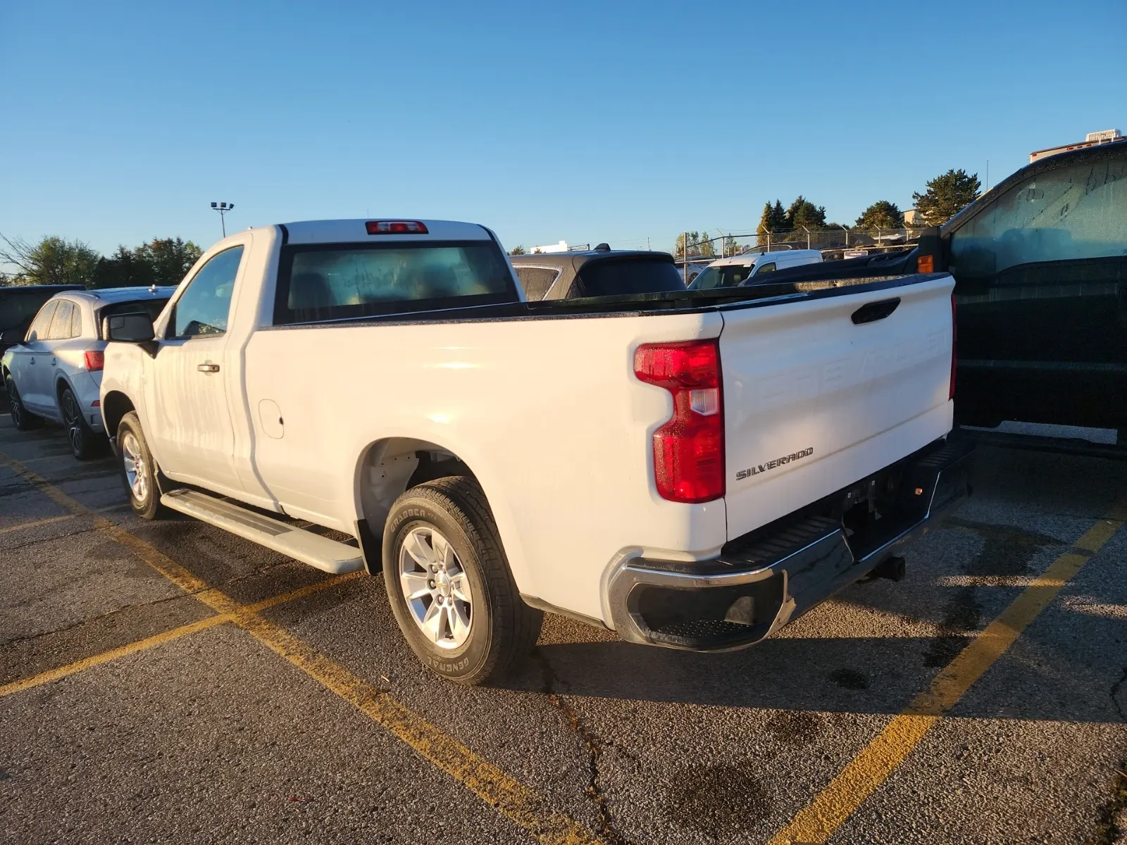 Driver Rear 3/4 Photo