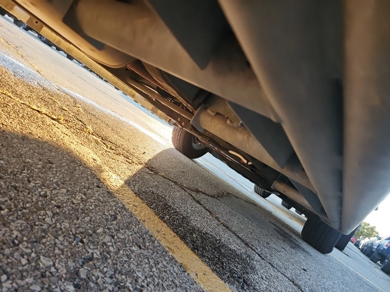 Undercarriage - Passenger Photo