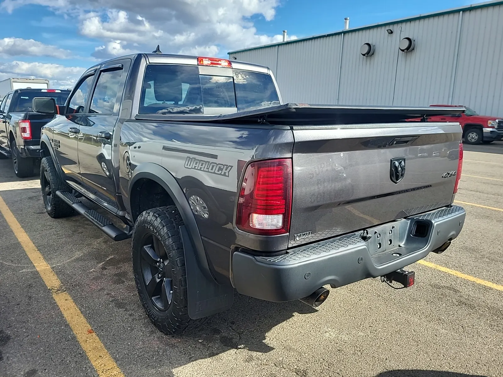 Driver Rear 3/4 Photo