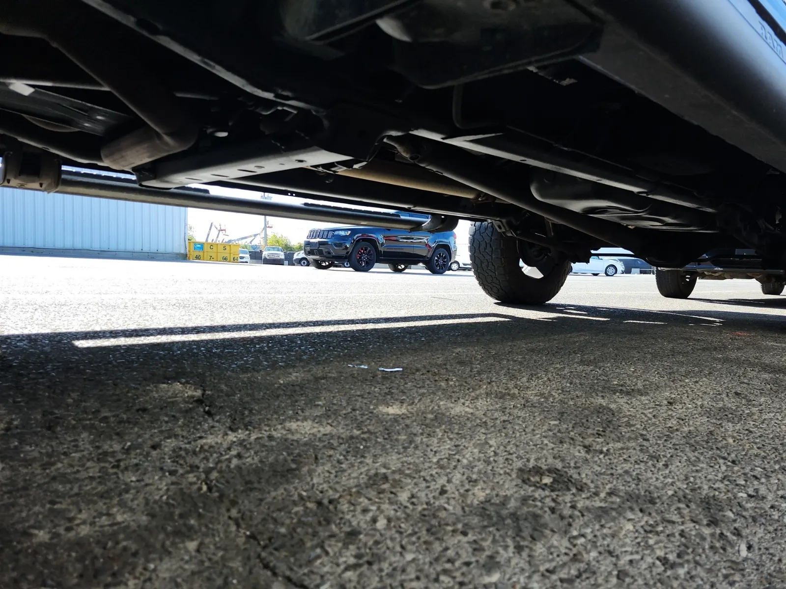 Undercarriage - Driver Photo