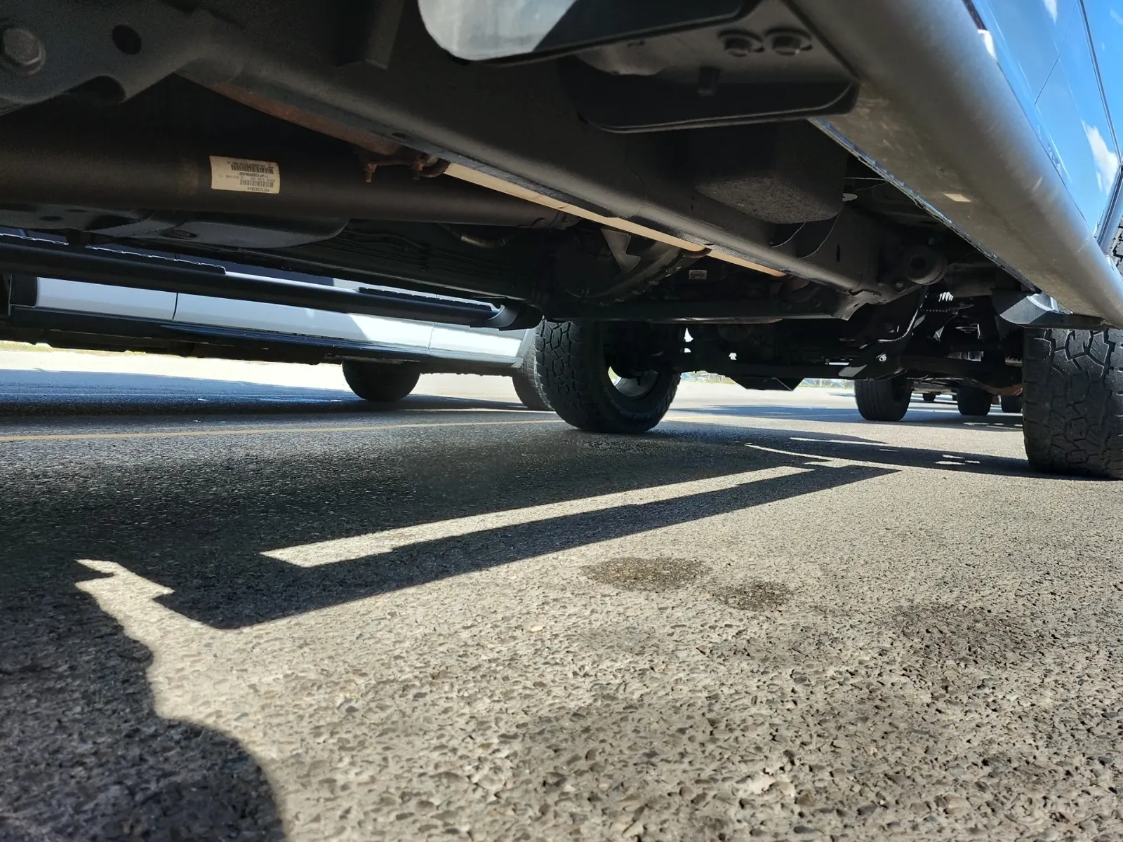 Undercarriage - Passenger Photo