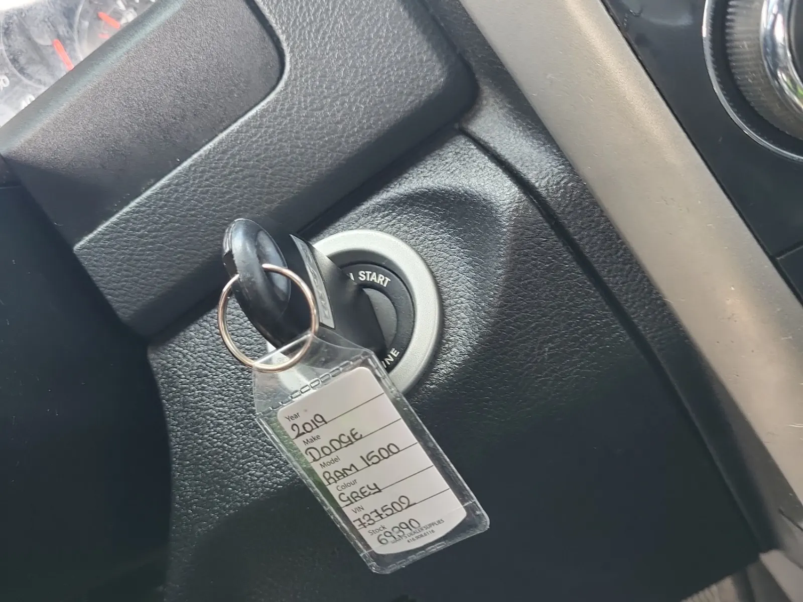 Keys/Fobs/Manual Photo