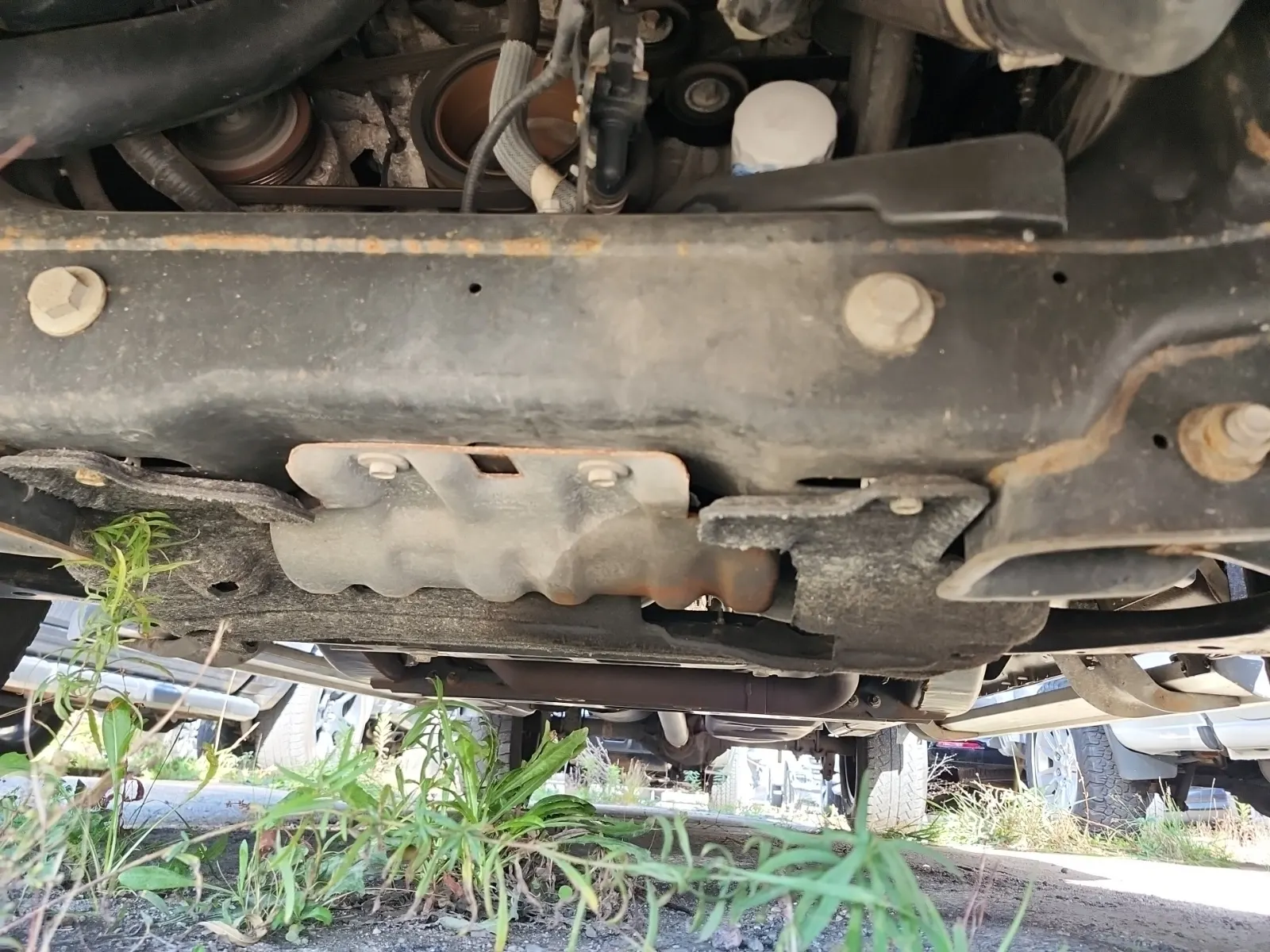 Undercarriage - Front Photo