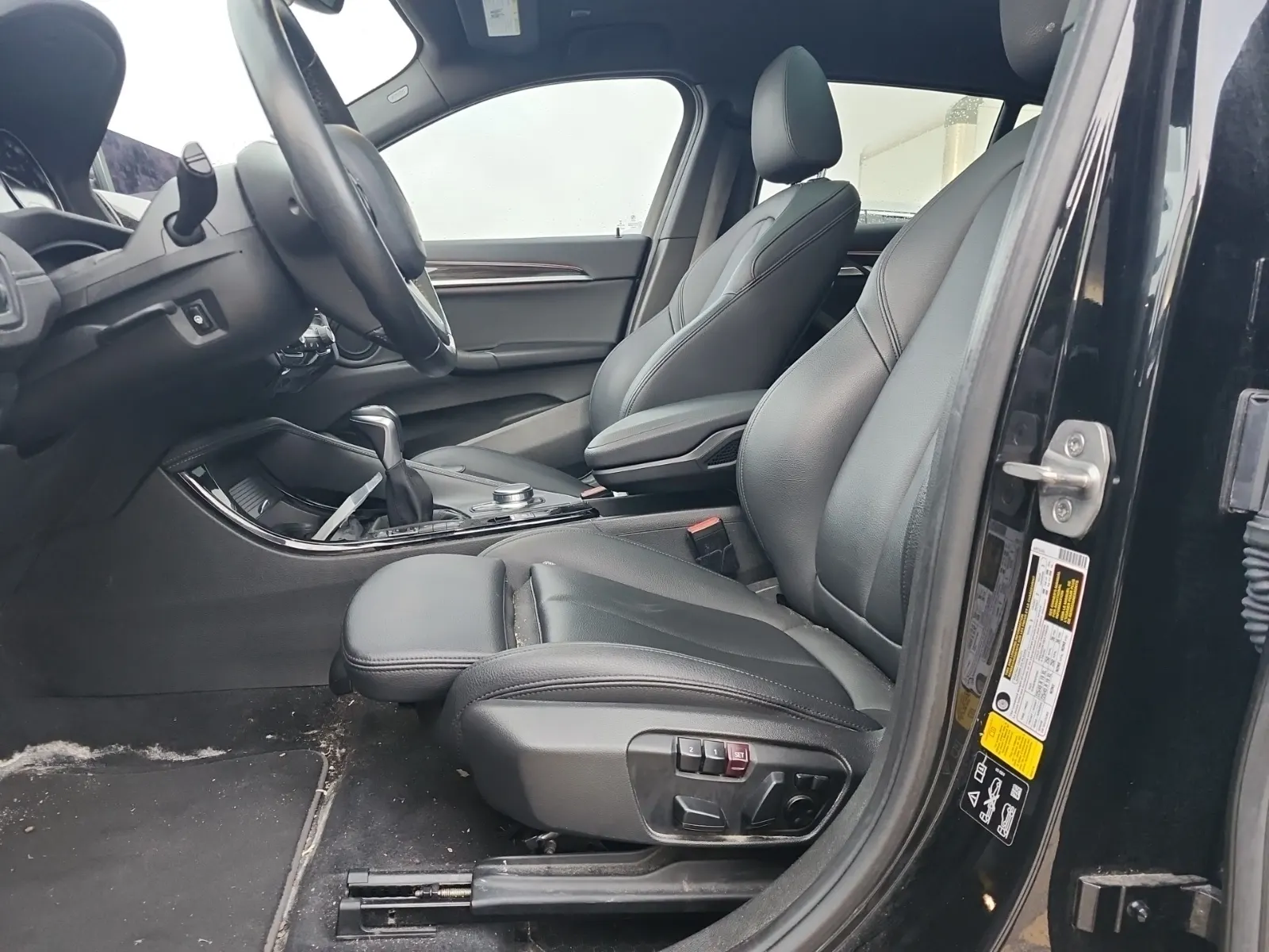 Front Interior Photo