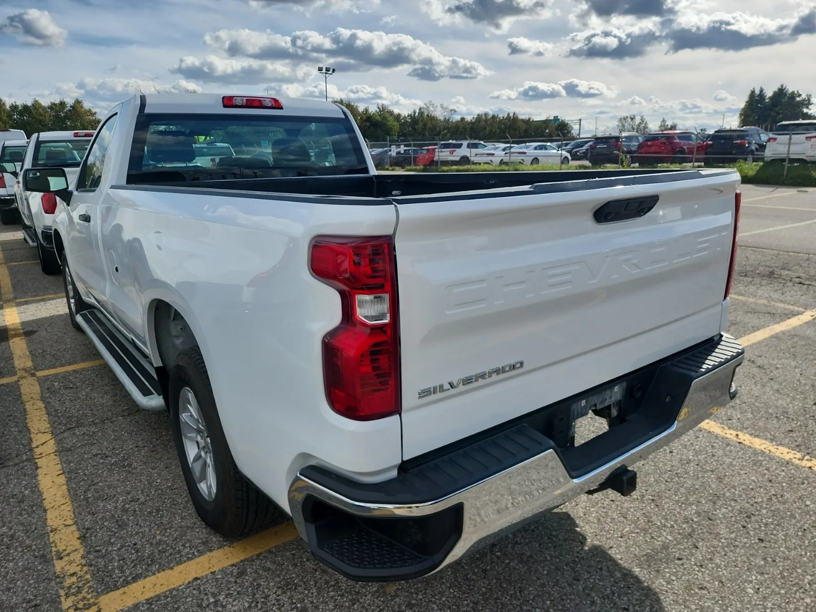 Driver Rear 3/4 Photo