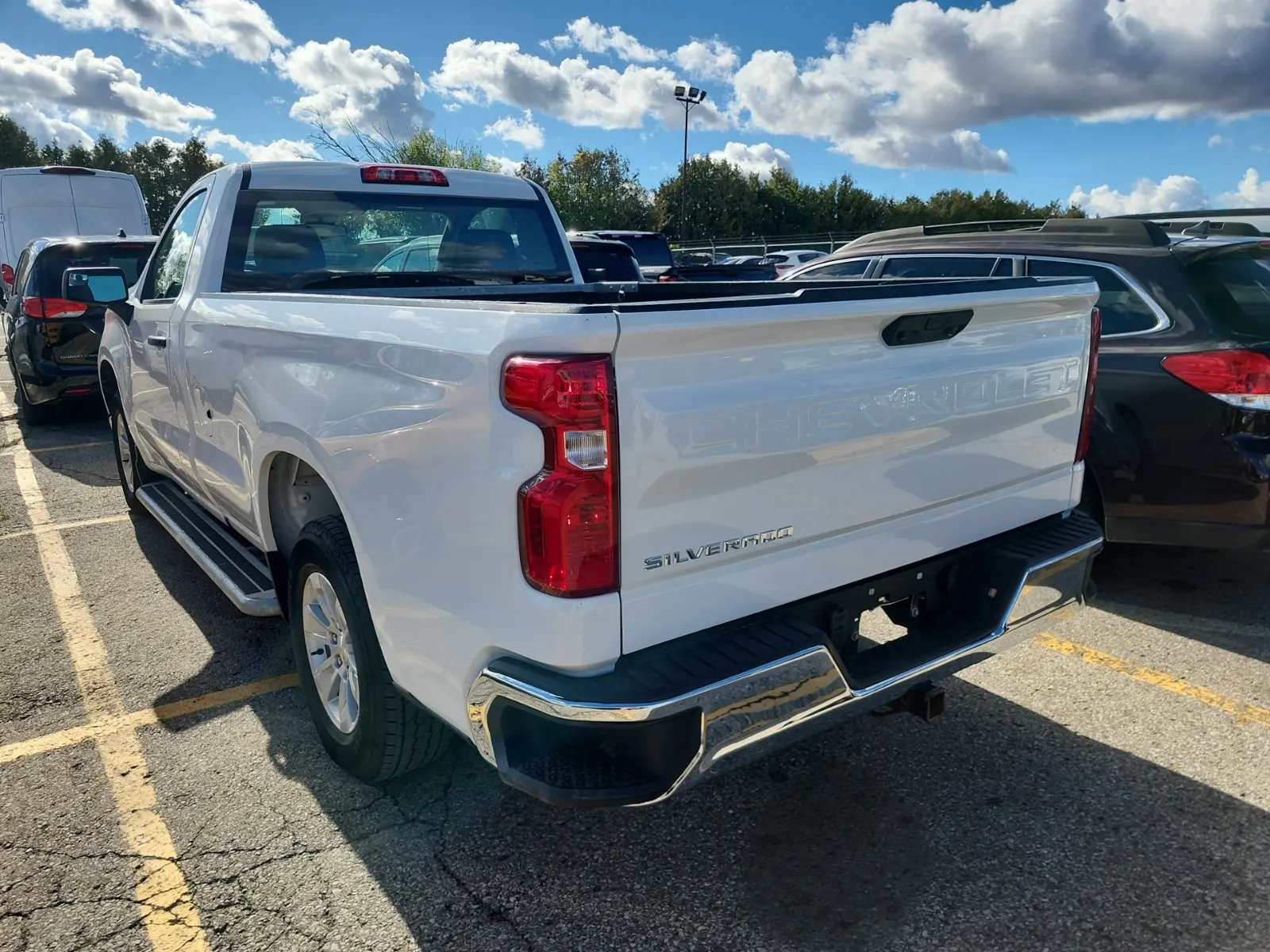 Driver Rear 3/4 Photo