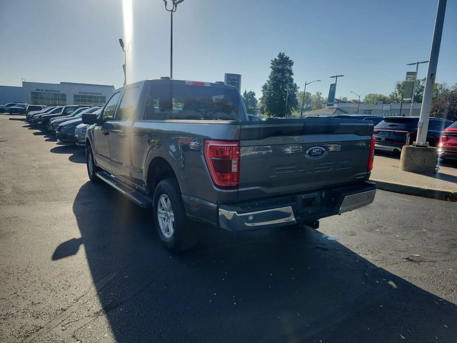 Driver Rear 3/4 Photo