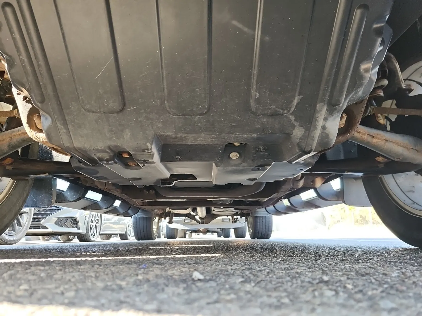 Undercarriage - Front Photo