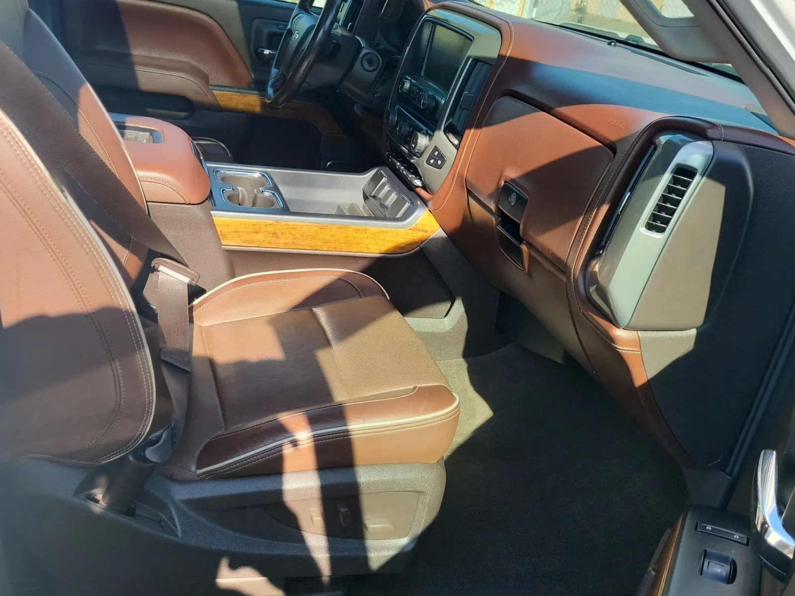 Right Side Interior Photo
