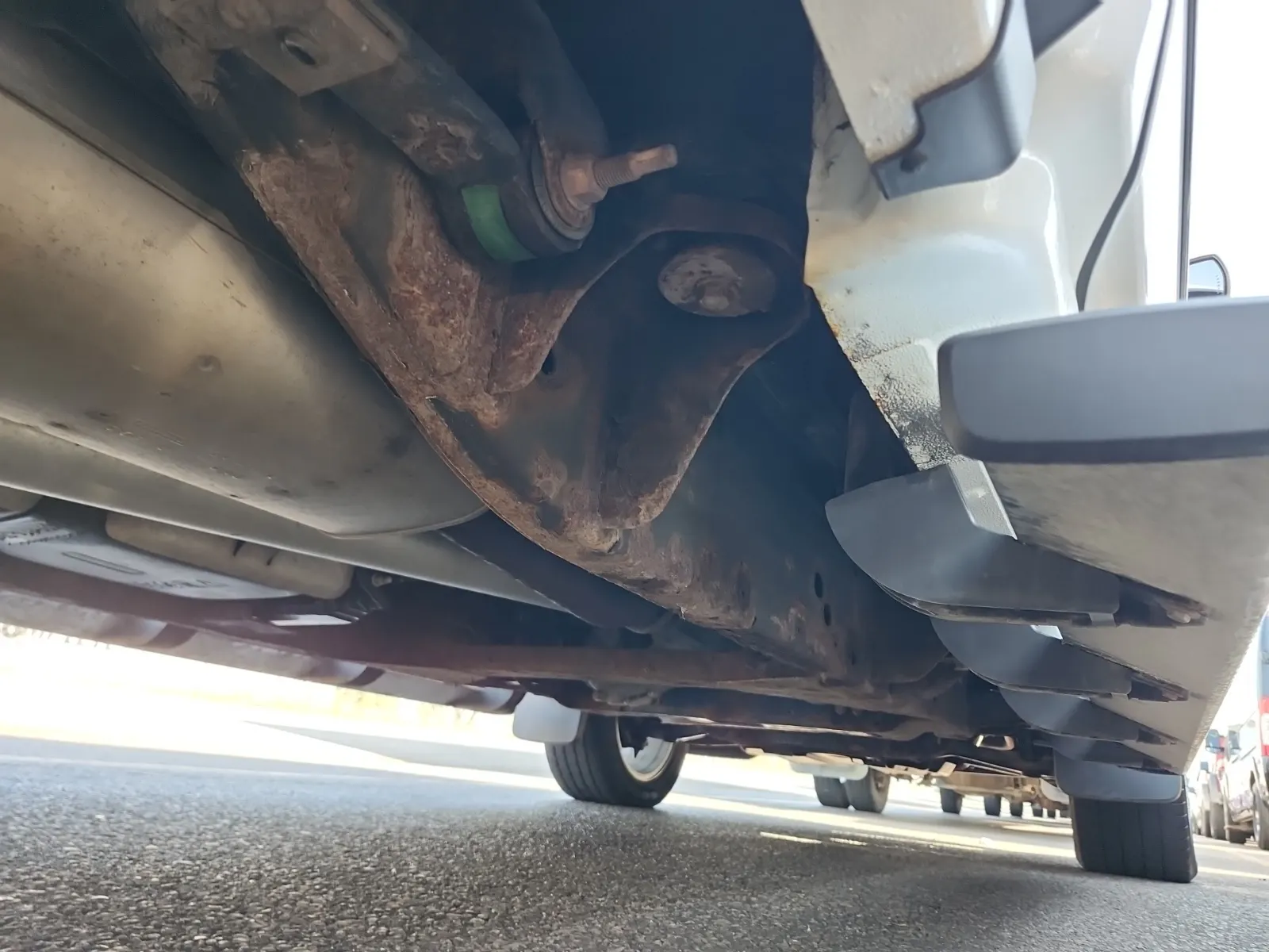 Undercarriage - Passenger Photo