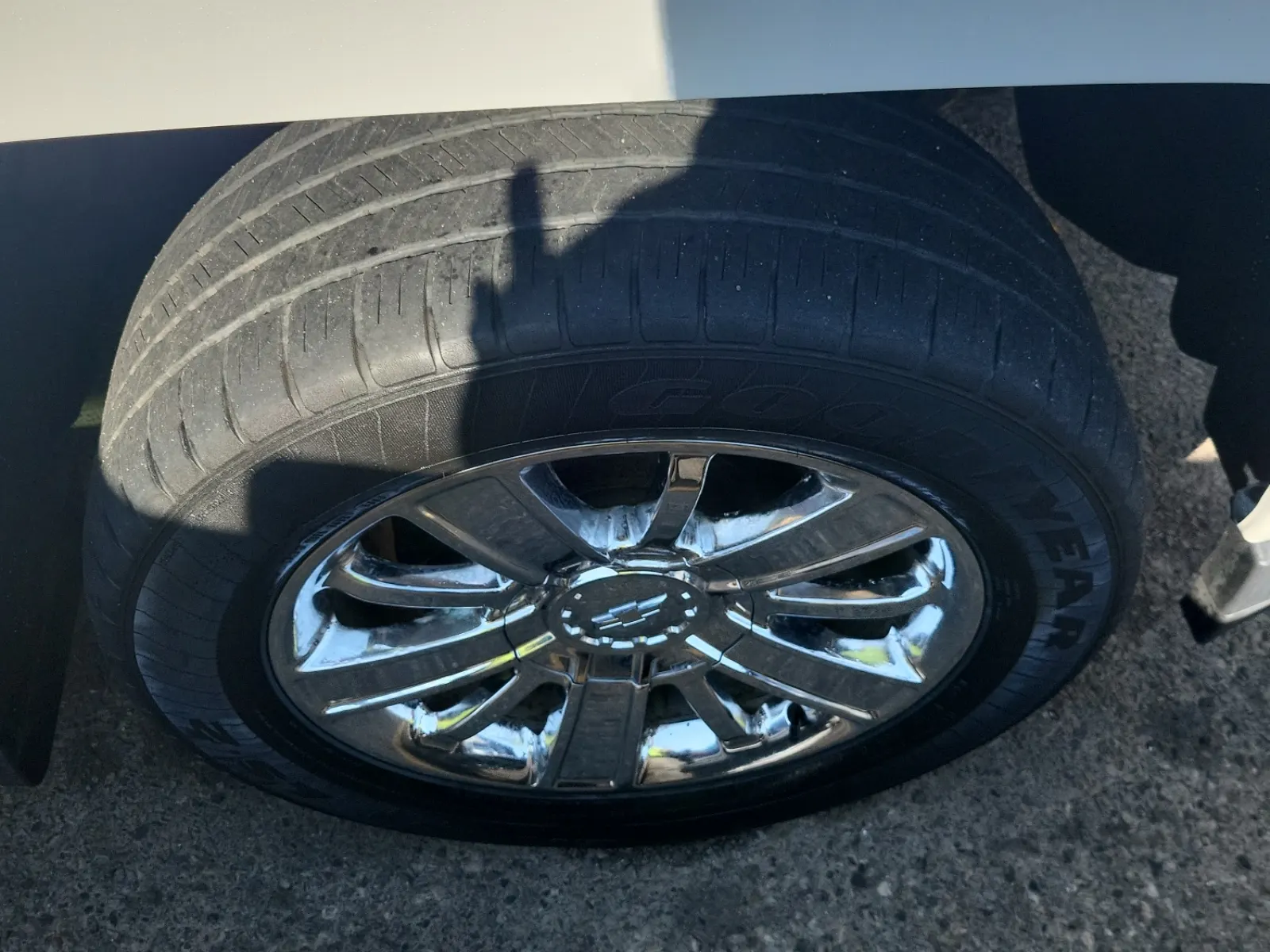 Right Front Wheel/Tire Photo