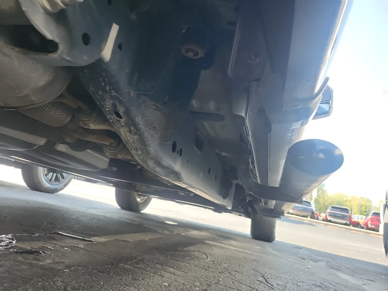 Undercarriage - Passenger Photo