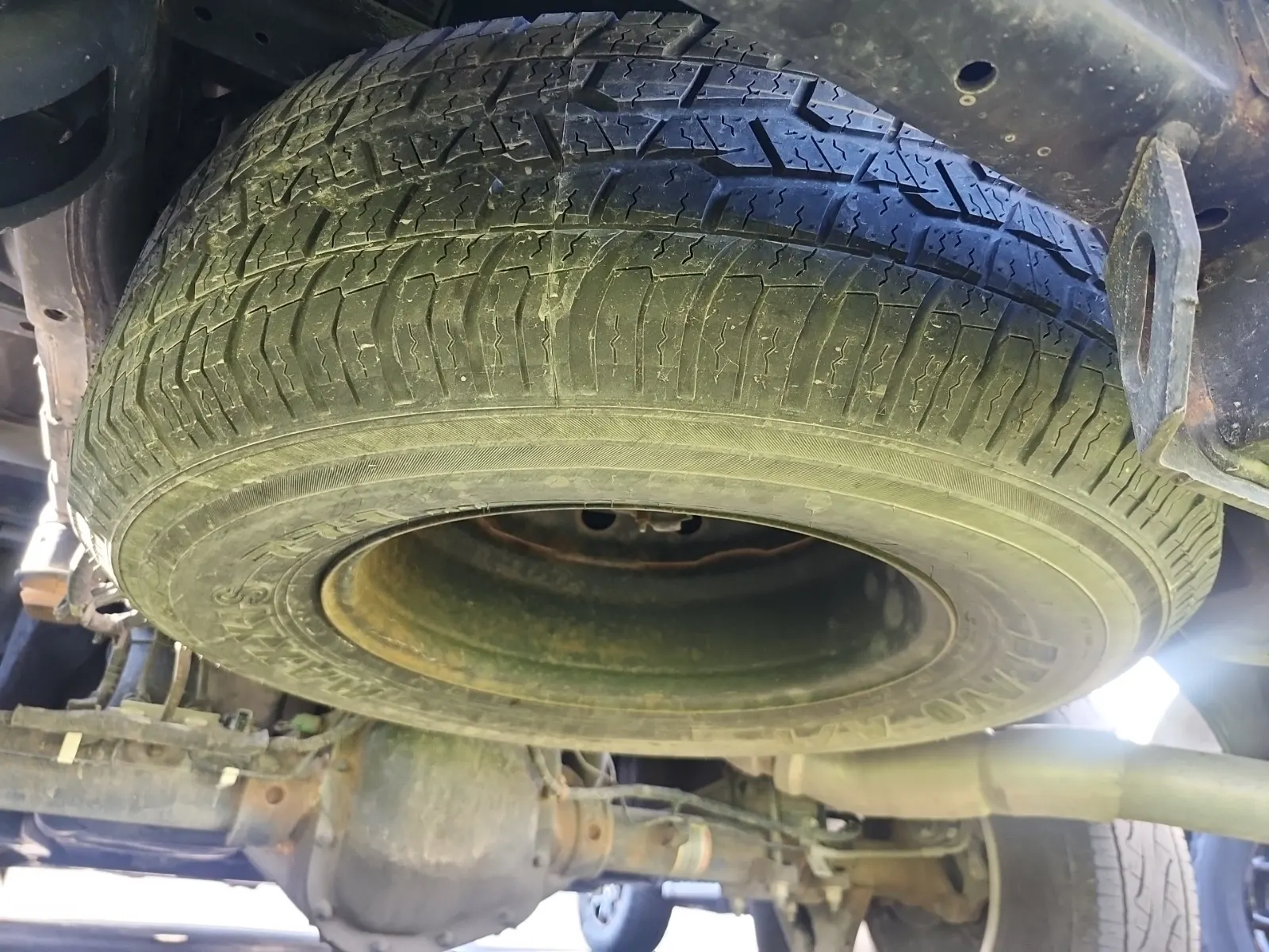 Spare Tire & Wheel Photo