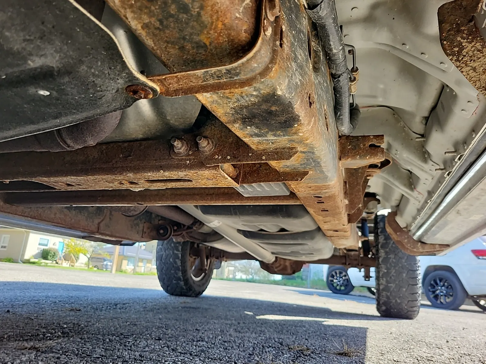 Undercarriage - Driver Photo
