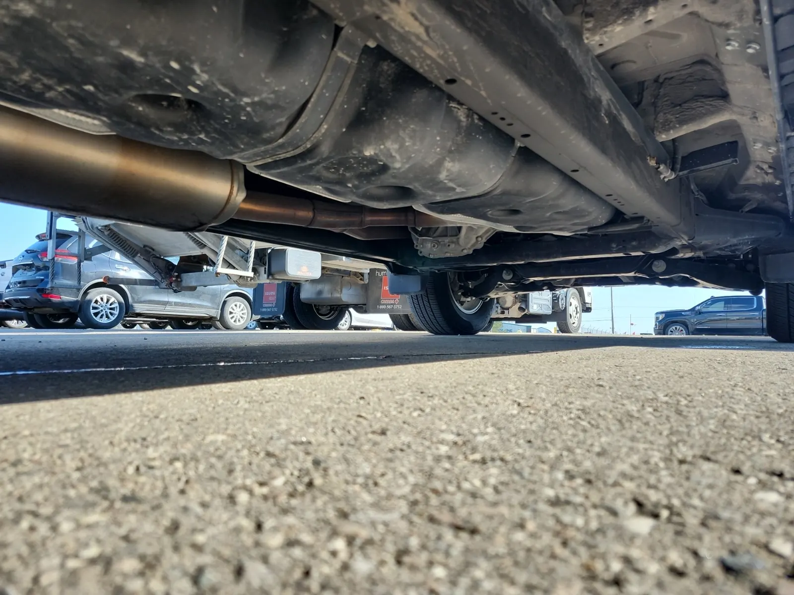 Undercarriage - Passenger Photo