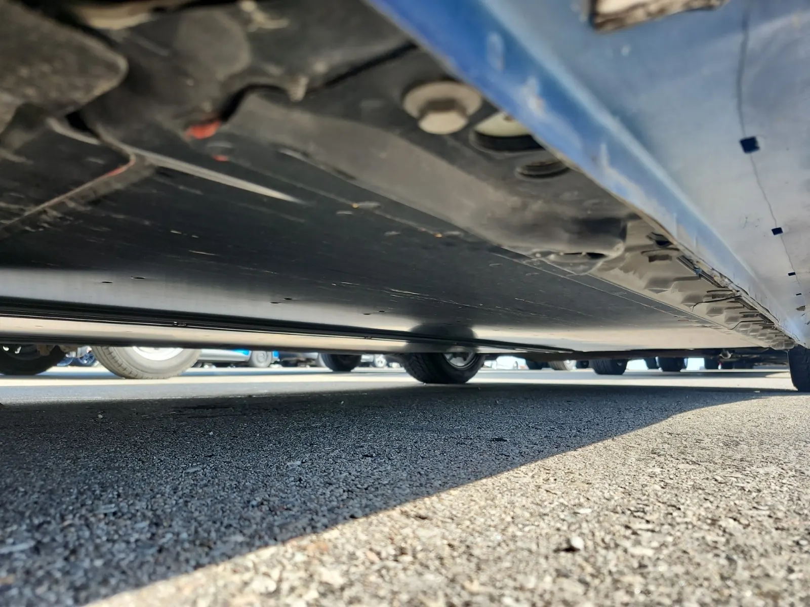 Undercarriage - Passenger Photo