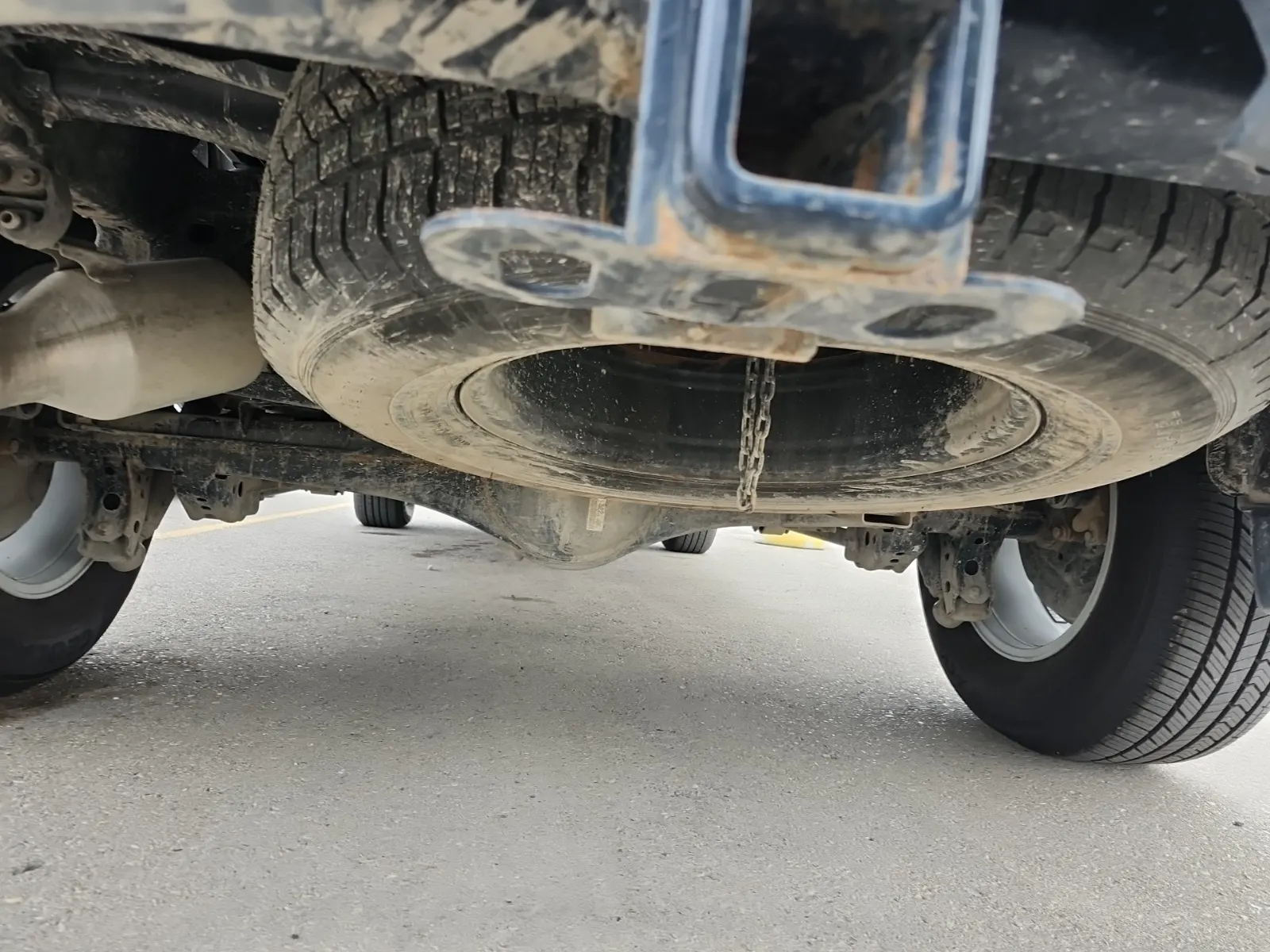 Spare Tire & Wheel Photo