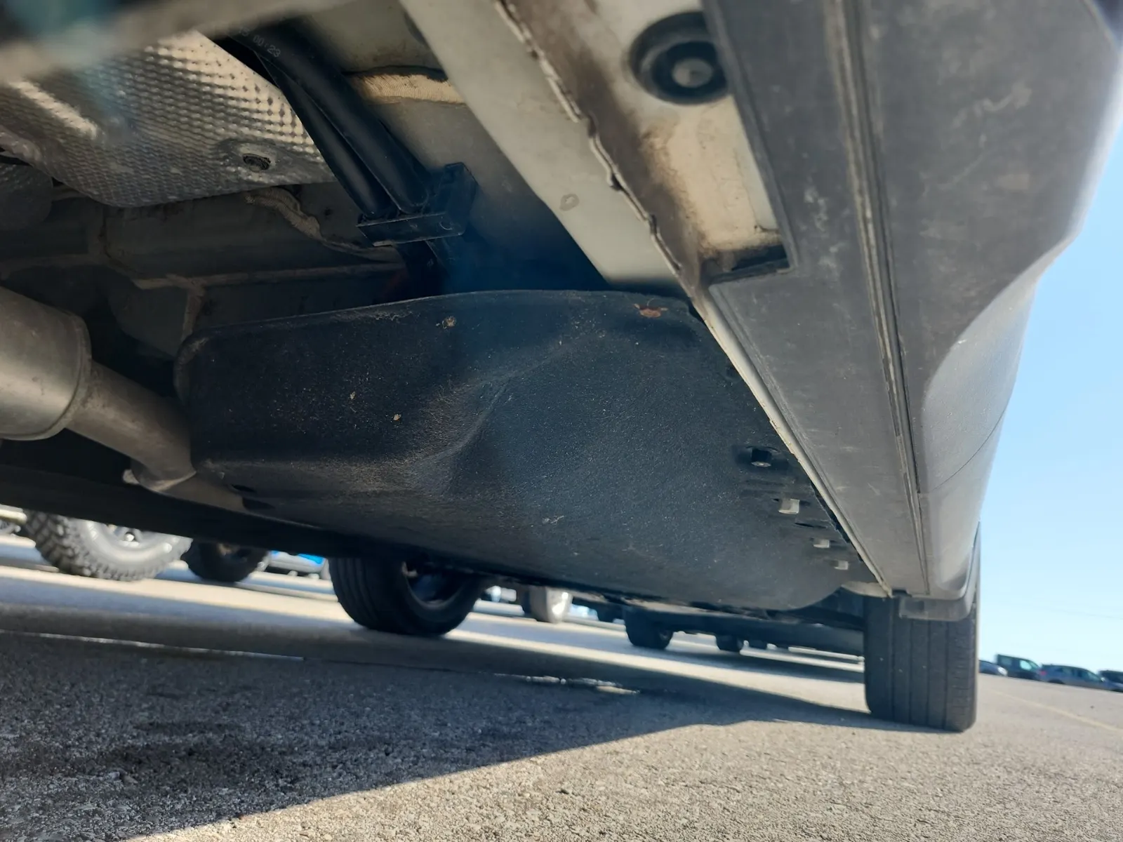 Undercarriage - Passenger Photo