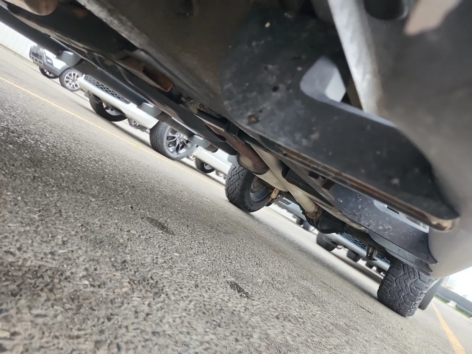 Undercarriage - Driver Photo