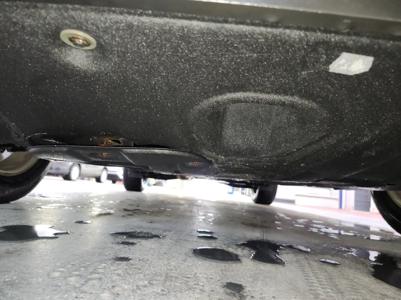 Undercarriage - Front Photo