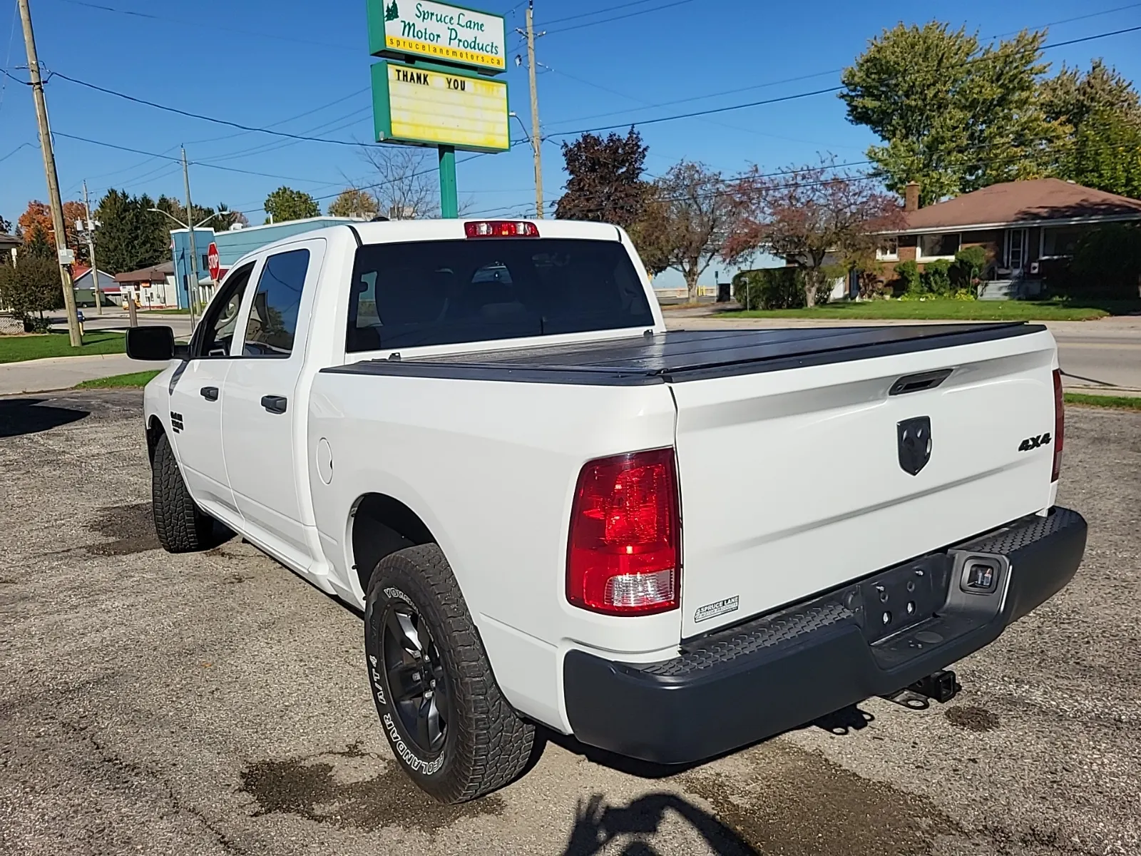 Driver Rear 3/4 Photo