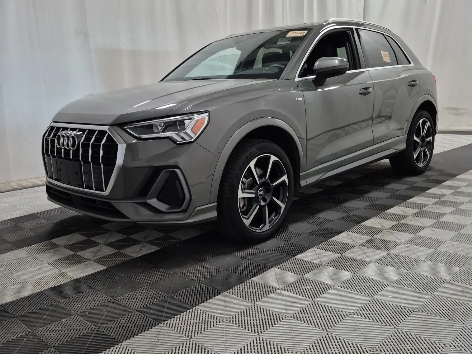 2025 Audi Q3