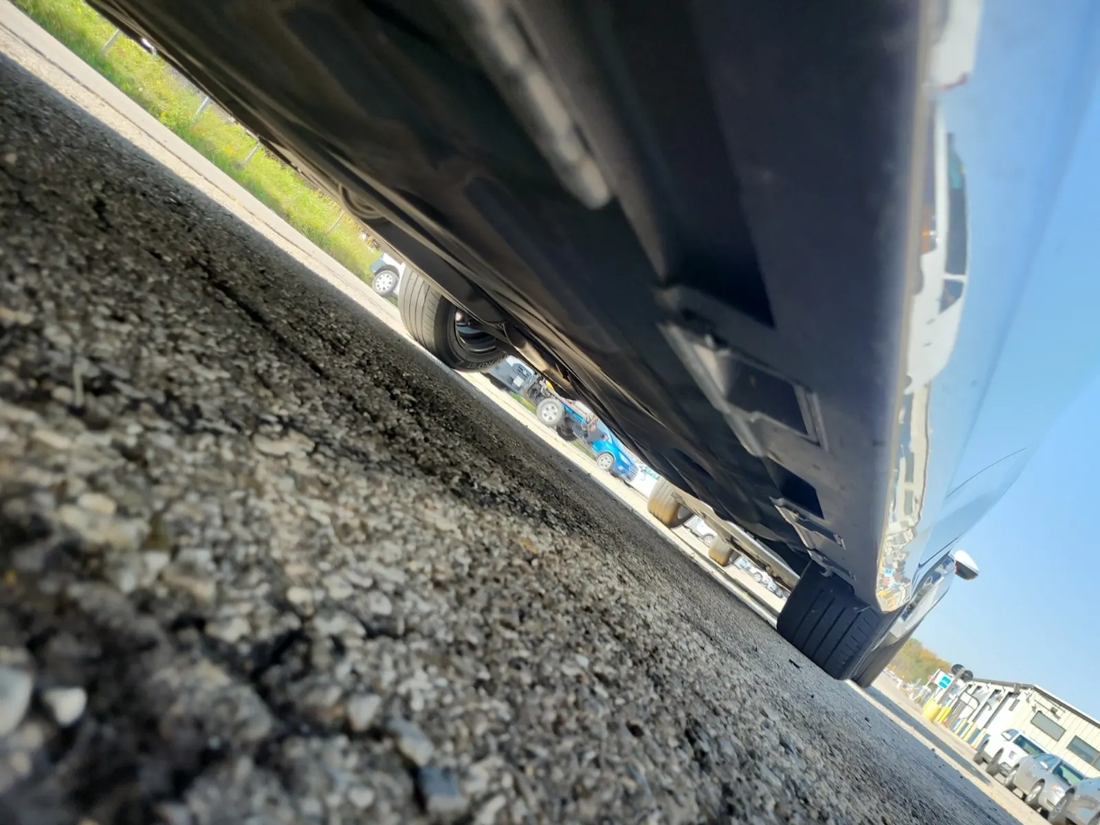 Undercarriage - Driver Photo