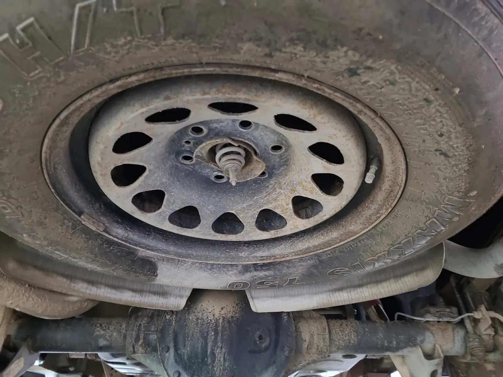 Spare Tire & Wheel Photo