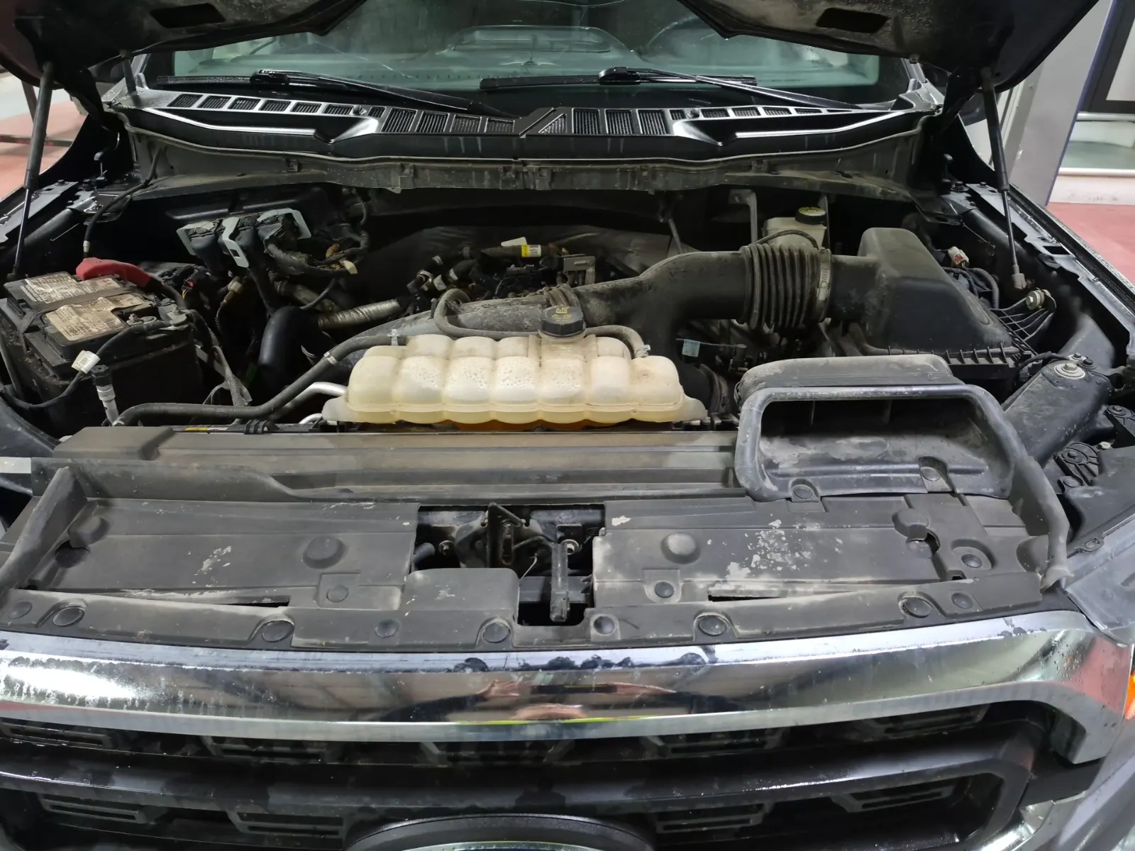Engine Photo