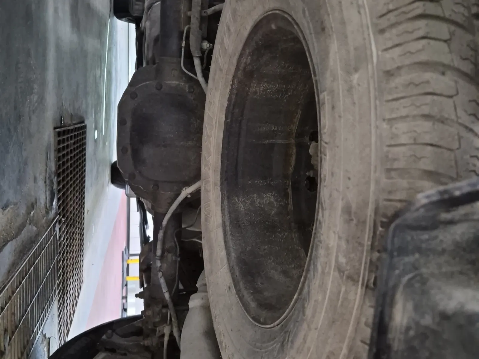 Spare Tire & Wheel Photo