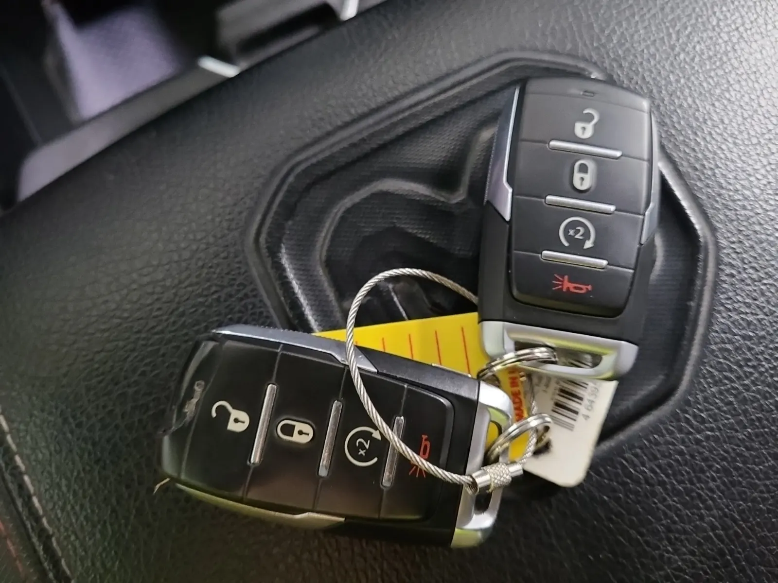 Keys/Fobs/Manual Photo