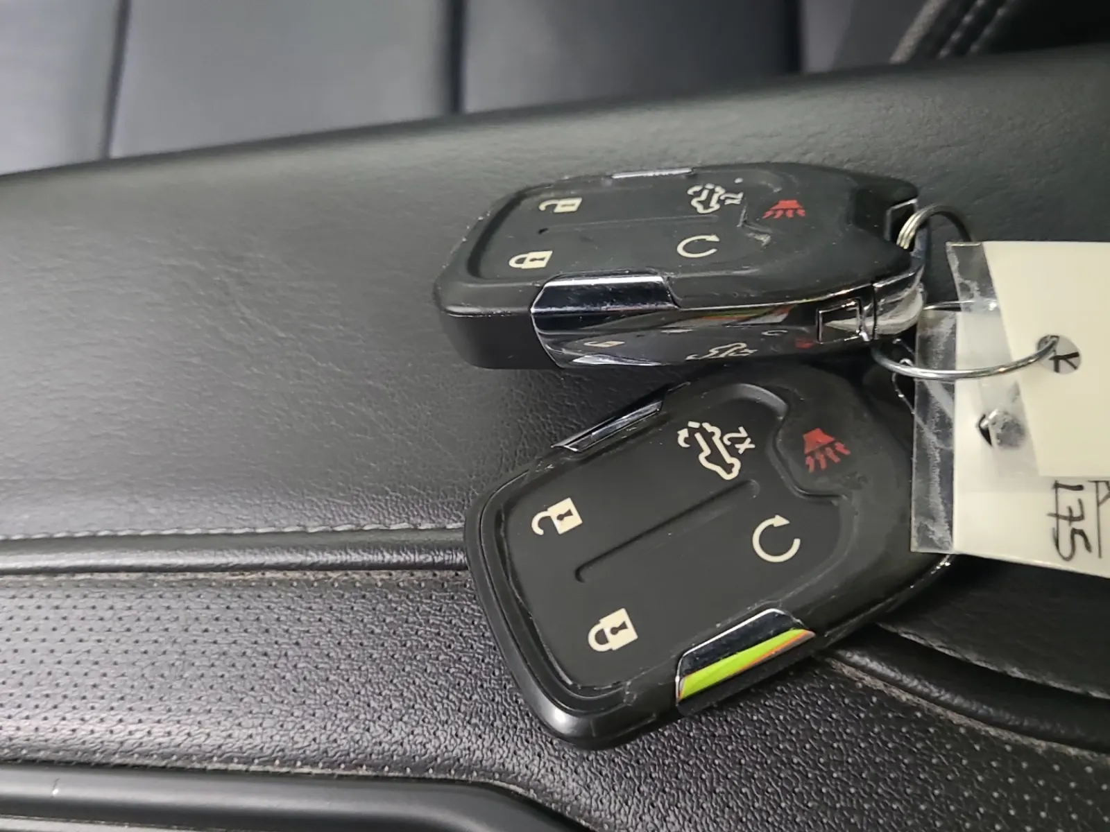 Keys/Fobs/Manual Photo