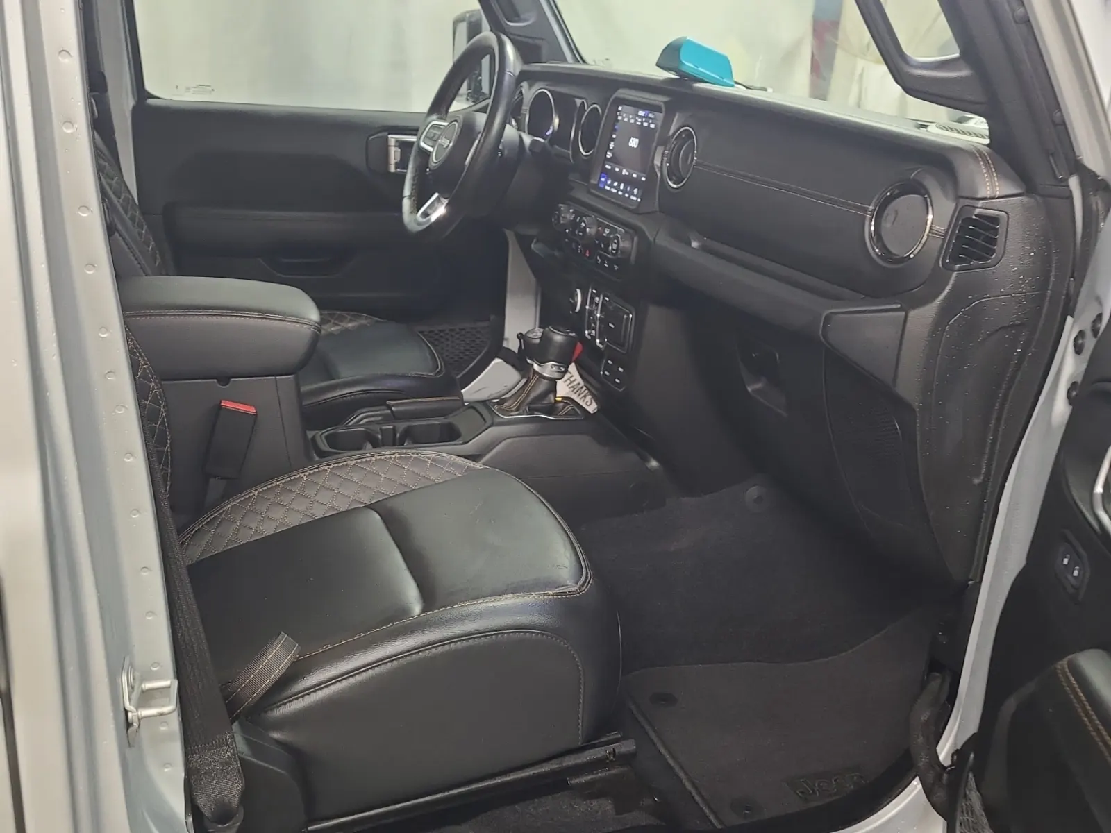 Right Side Interior Photo