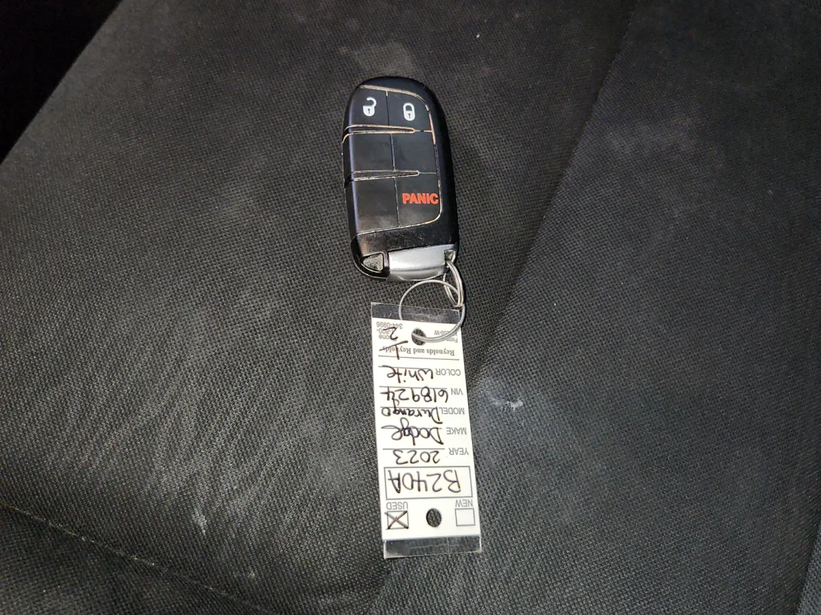 Keys/Fobs/Manual Photo
