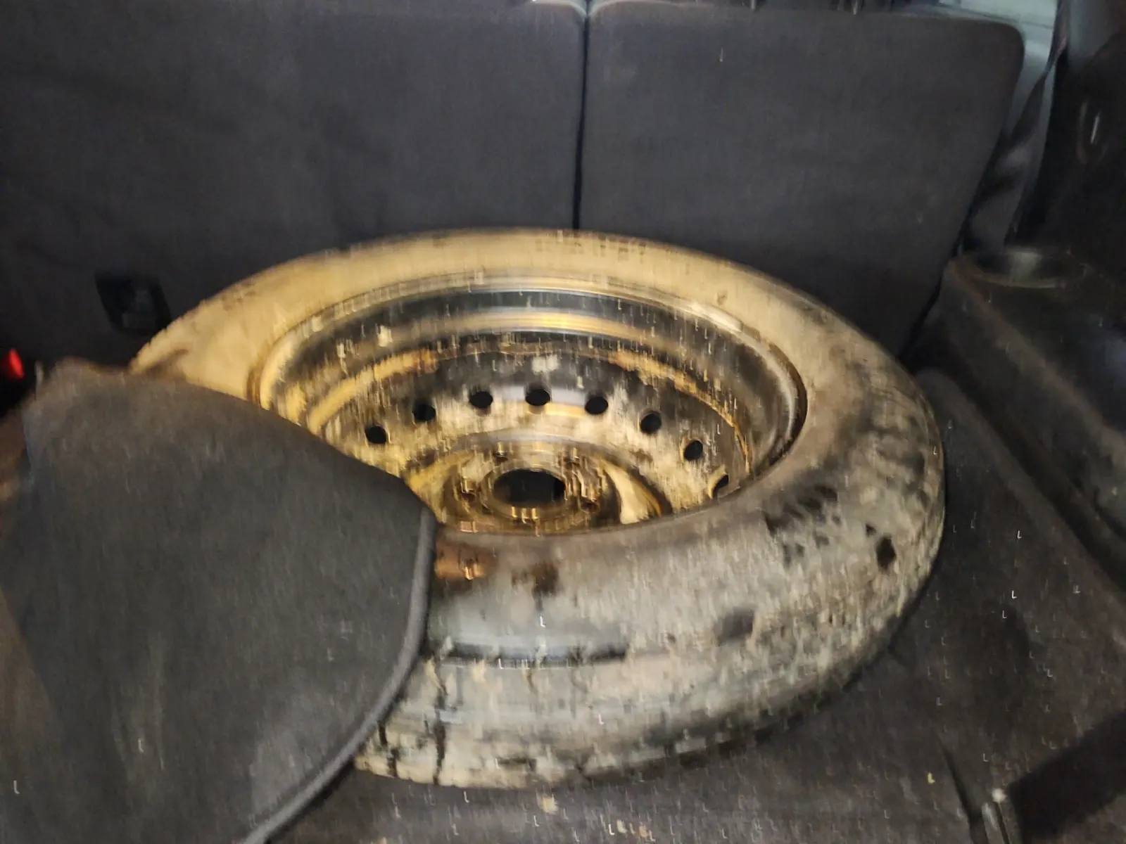 Spare Tire & Wheel Photo