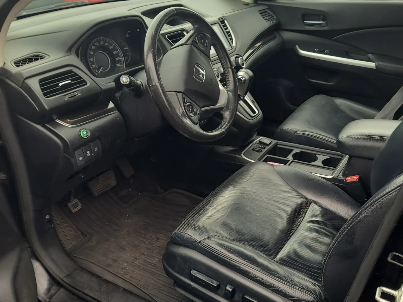 Front Interior Photo