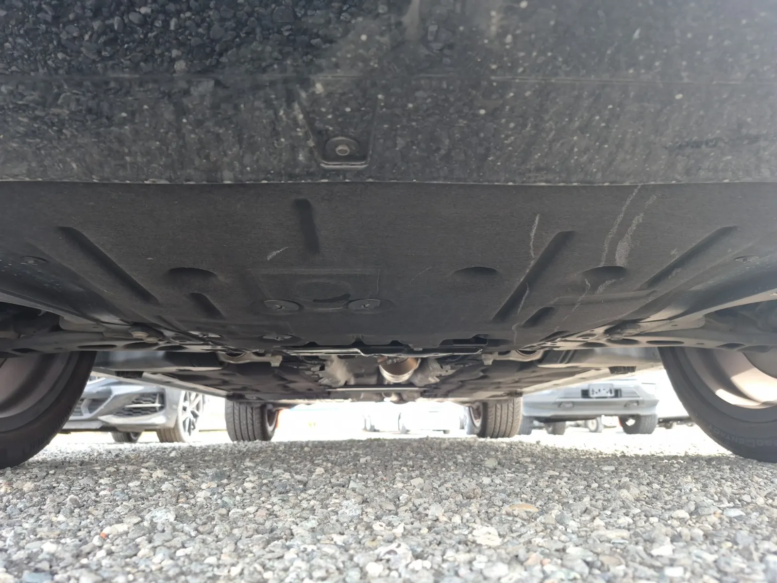 Undercarriage - Front Photo