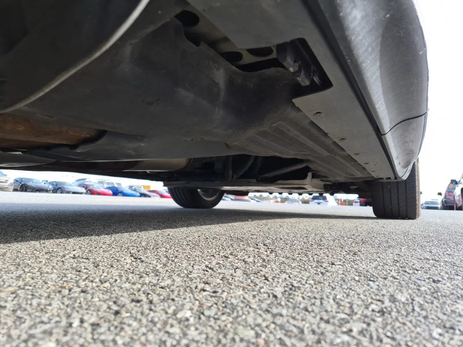 Undercarriage - Passenger Photo