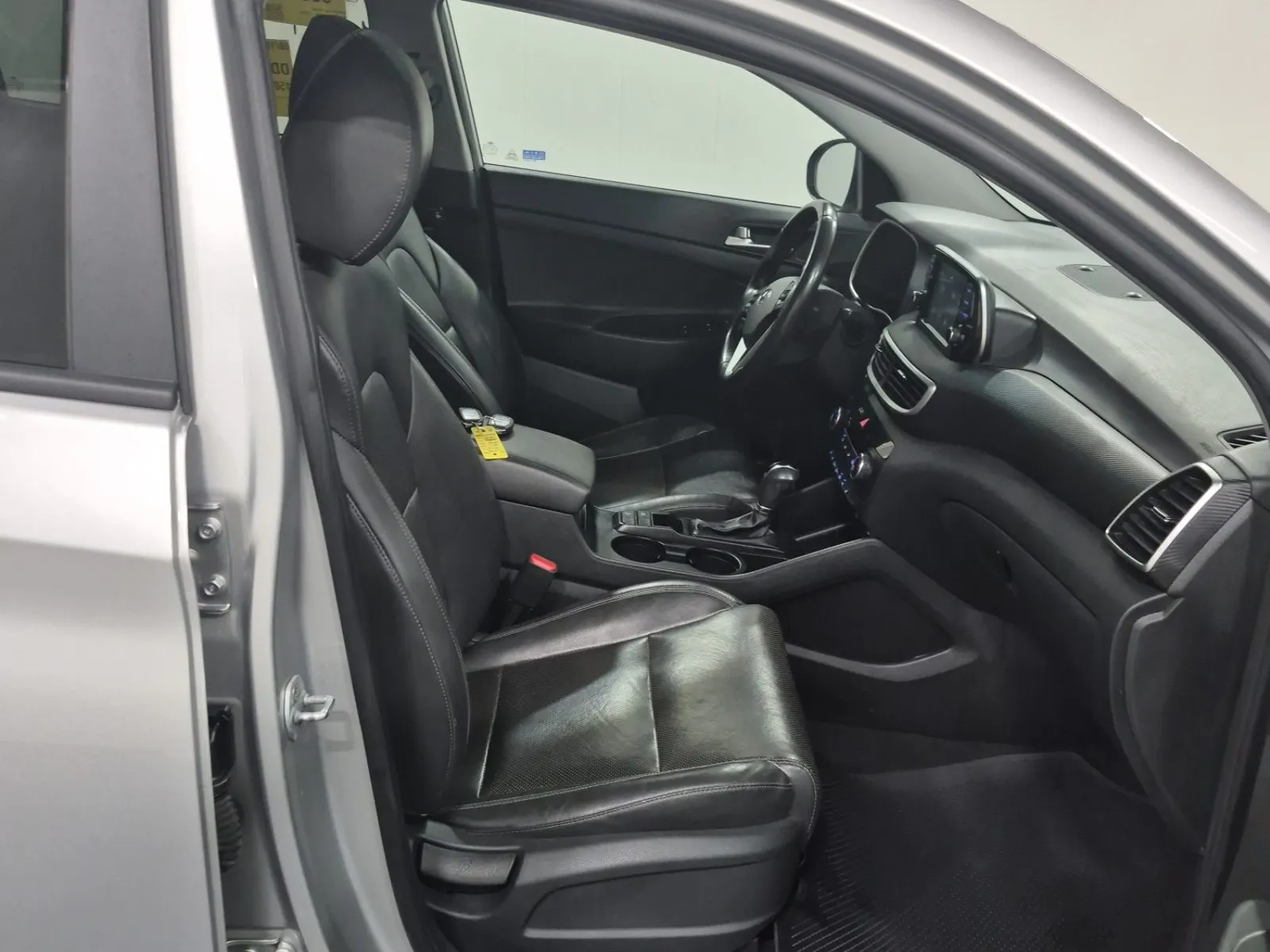 Right Side Interior Photo